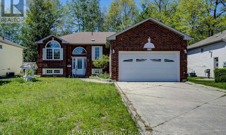 12 Silver Birch Avenue