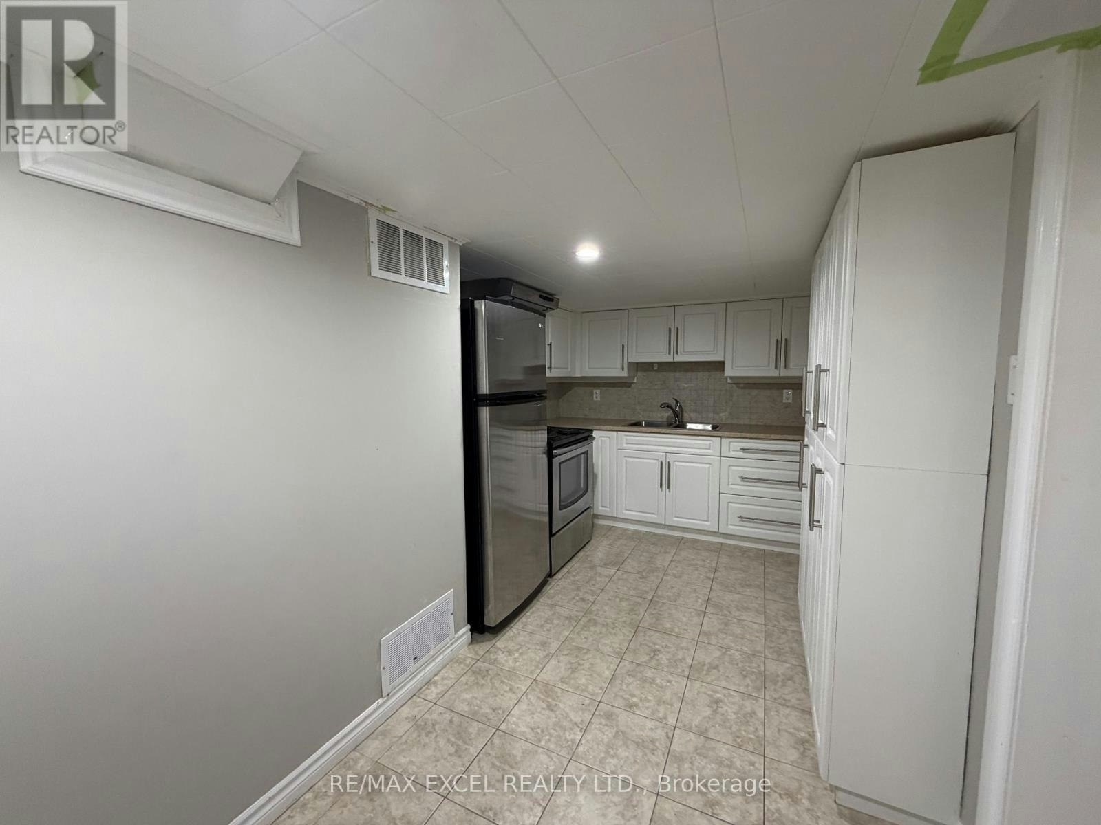 BSMT-23 Linelle Street, Toronto, ON, M2N 2J4 - 11
