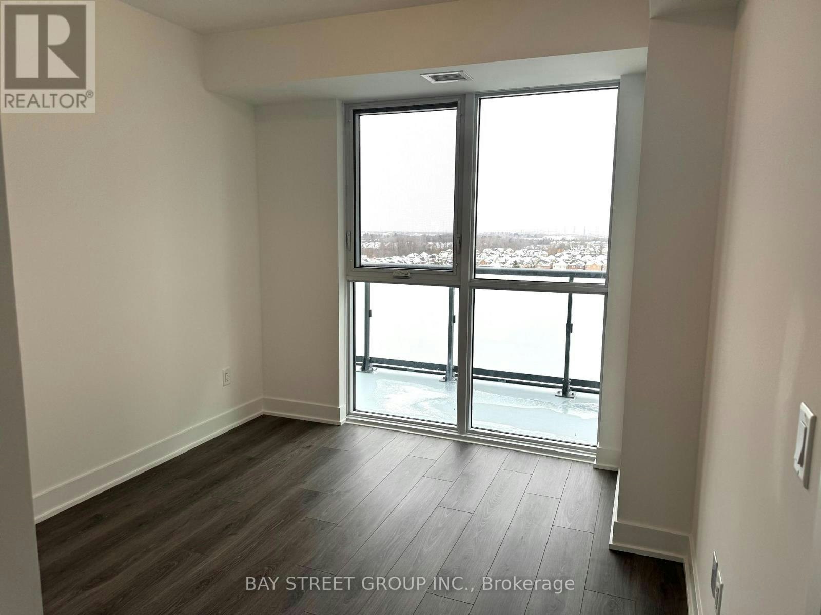 1010-2545 Simcoe Street N, Oshawa, ON, L1L 0W3 - 7