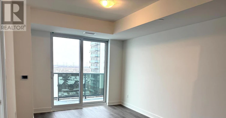 1010-2545 Simcoe Street N, Oshawa, ON, L1L 0W3 - 6