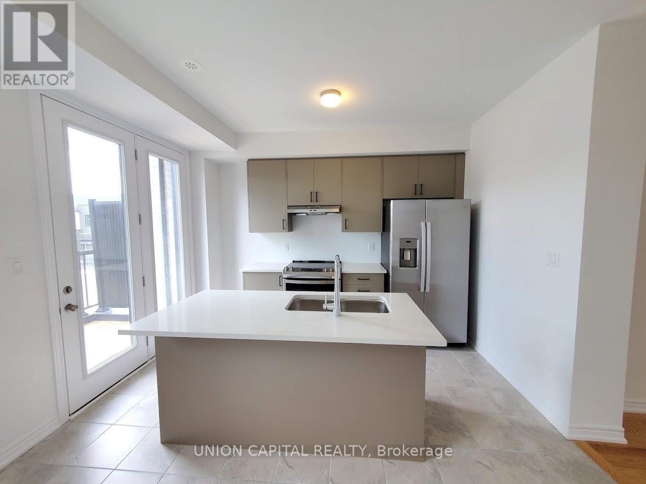 83 Sorbara Way, Whitby, ON, L1M 2L1 - 38
