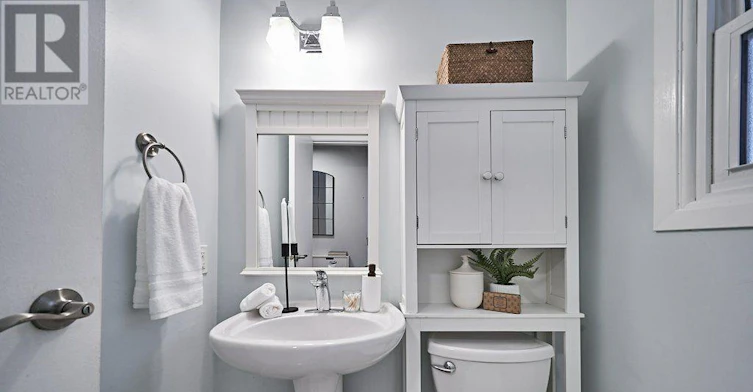 98 Greenfield Crescent, Whitby, ON, L1N 7G3 - 10