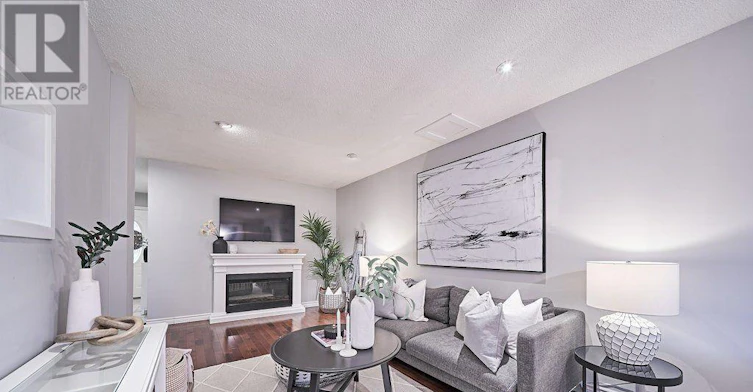 98 Greenfield Crescent, Whitby, ON, L1N 7G3 - 4