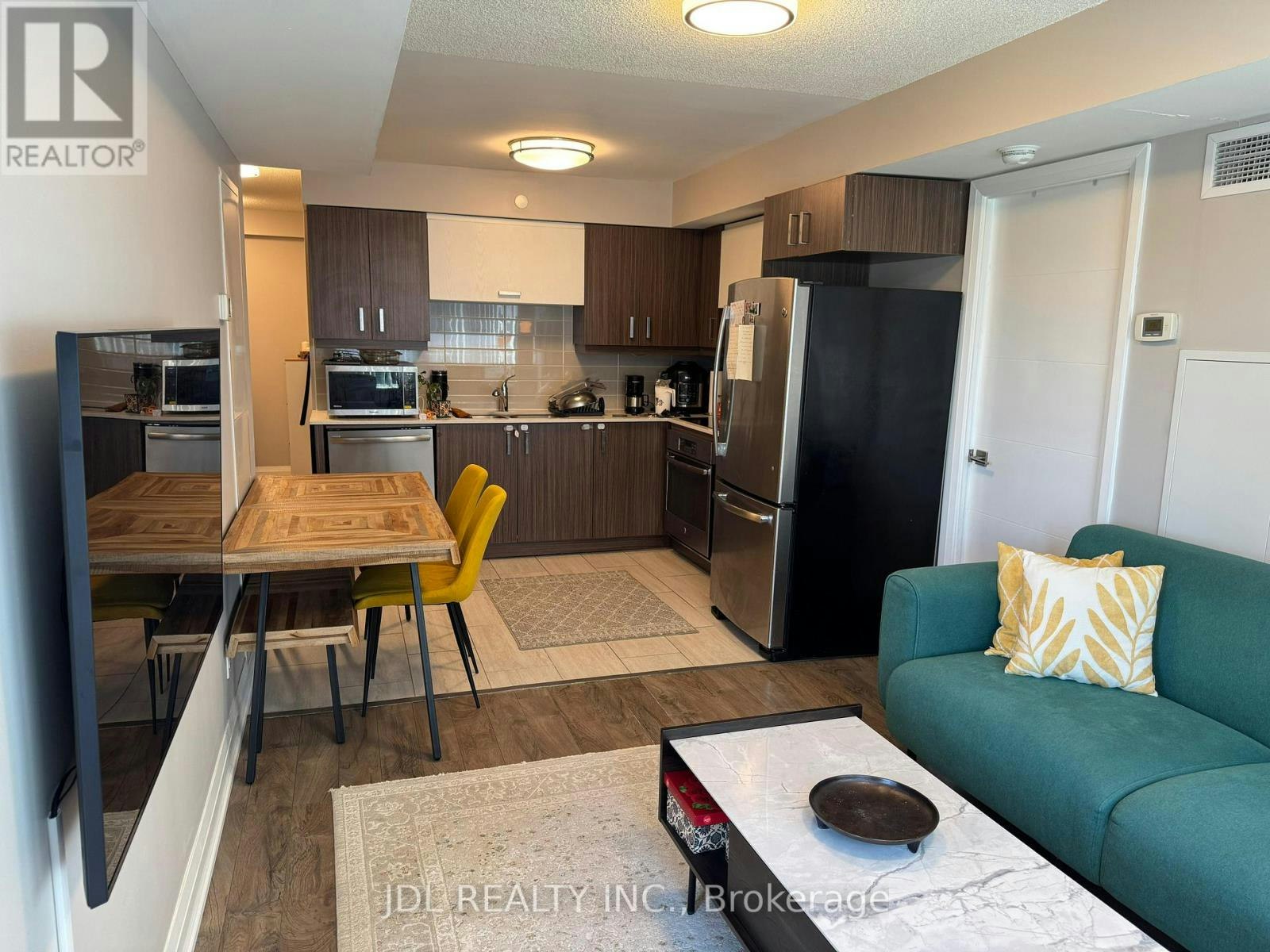 510-18 Uptown Drive, Markham, ON, L3R 5M8 - 3