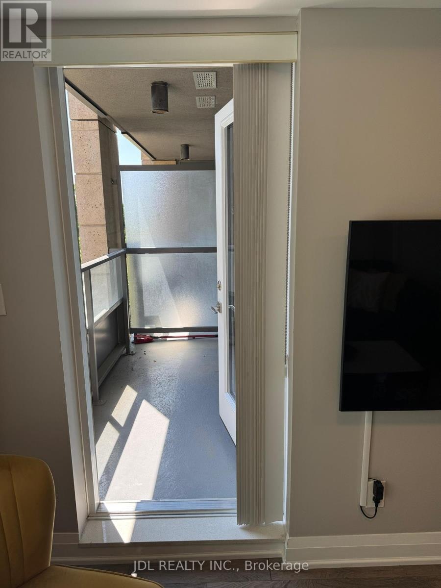 510-18 Uptown Drive, Markham, ON, L3R 5M8 - 8