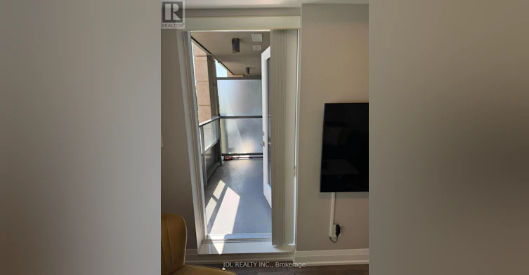510-18 Uptown Drive, Markham, ON, L3R 5M8 - 8
