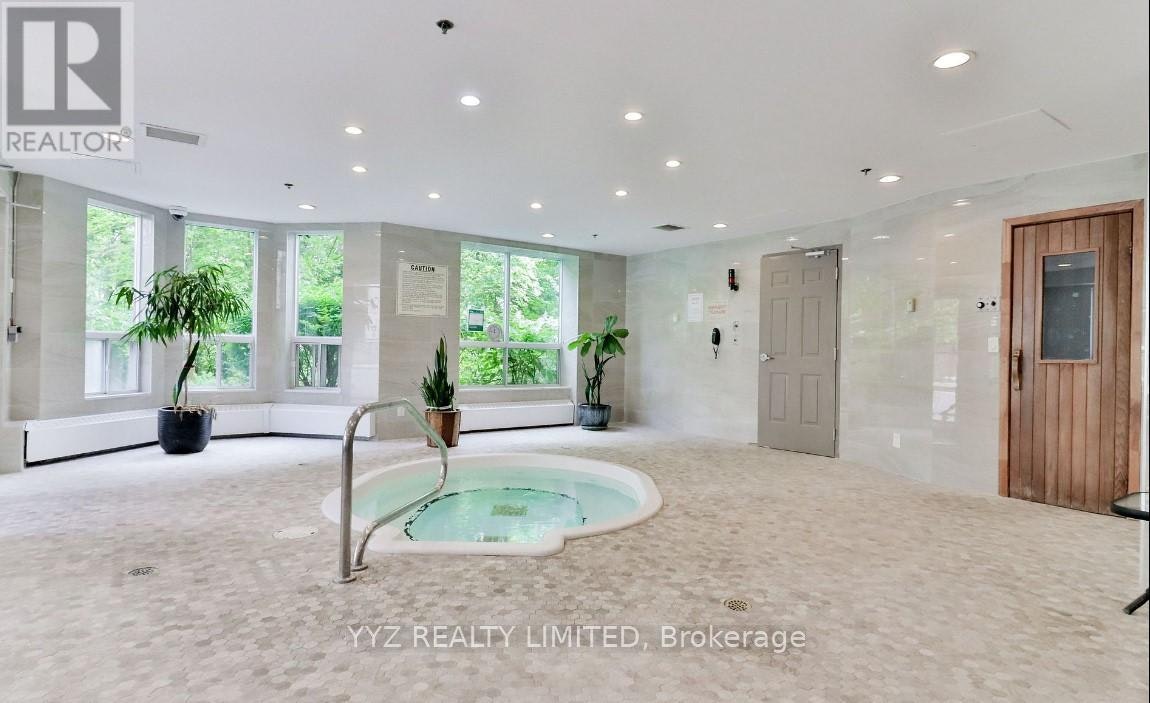 202-8 Maison Parc Court, Vaughan, ON, L4J 9K5 - 12