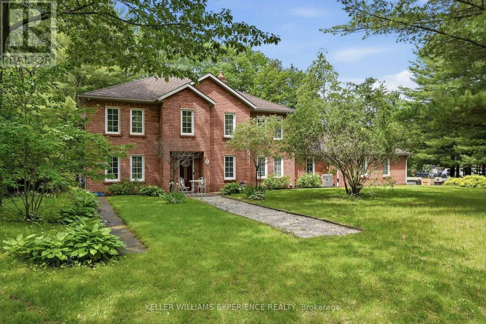2 Seeley Court, Wasaga Beach, ON, L9Z 2A7