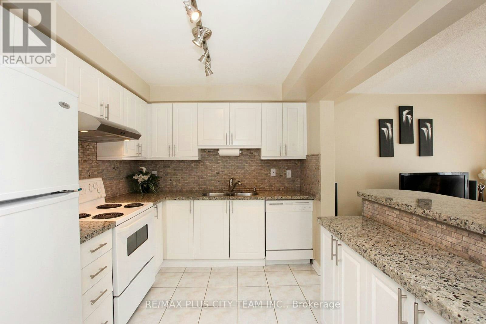 37 Ancestor Drive, Brampton, ON, L6X 4Y4 - 3