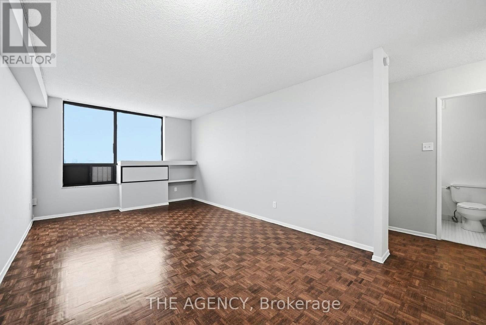 1910A-2350 Dundas Street W, Toronto, ON, M6P 4B1
