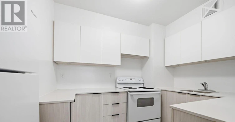 1910A-2350 Dundas Street W, Toronto, ON, M6P 4B1 - 5
