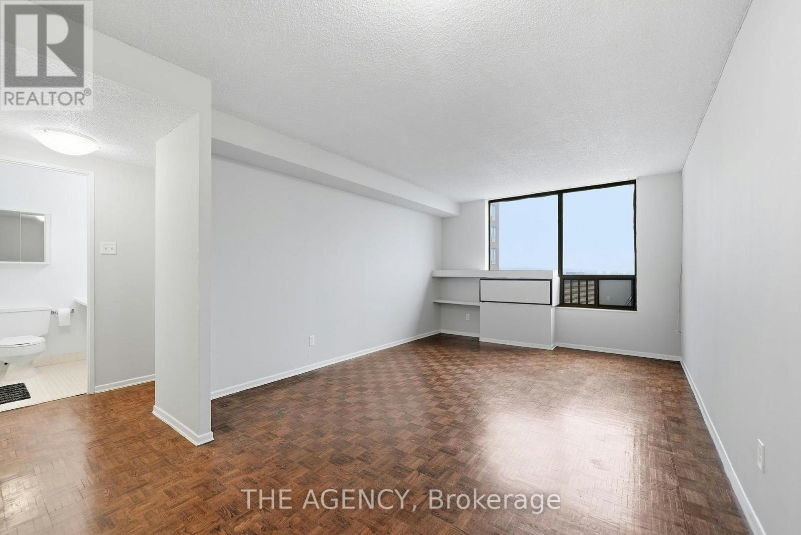 2204A-2350 Dundas Street W, Toronto, ON, M6P 4B1 - 11