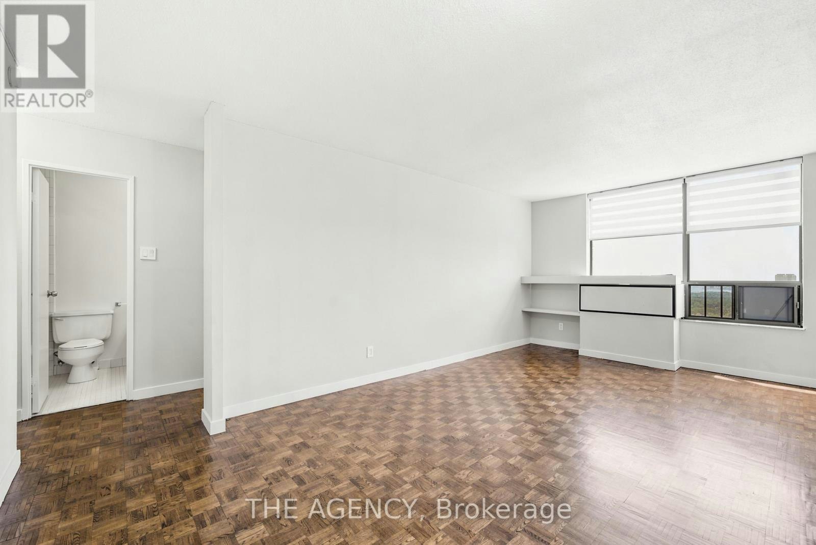 2511A-2350 Dundas Street W, Toronto, ON, M6P 4B1 - 9