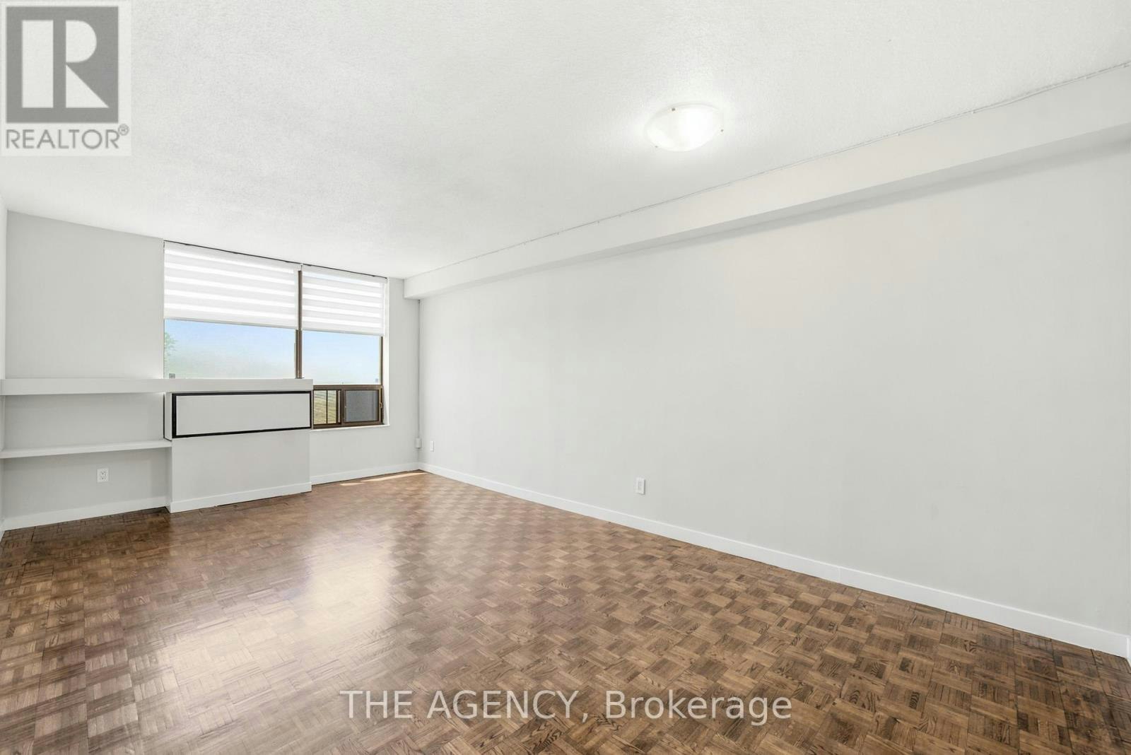 2511A-2350 Dundas Street W, Toronto, ON, M6P 4B1