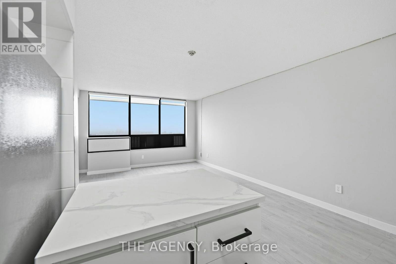 2808B-2360 Dundas Street W, Toronto, ON, M6P 4B2 - 6