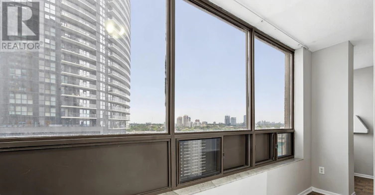 1019B-2360 Dundas Street W, Toronto, ON, M6P 4B2 - 15