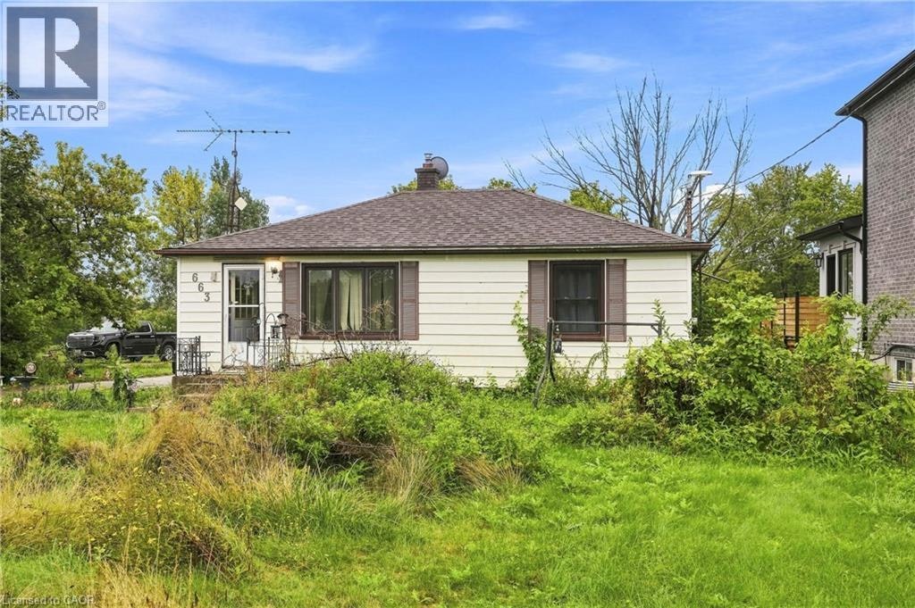 663 Ridge Road W, Grimsby, ON, L3M 4E7