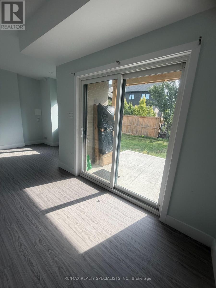 LOWER-45 Ferris Circle, Guelph, ON, N1G 0H2 - 2