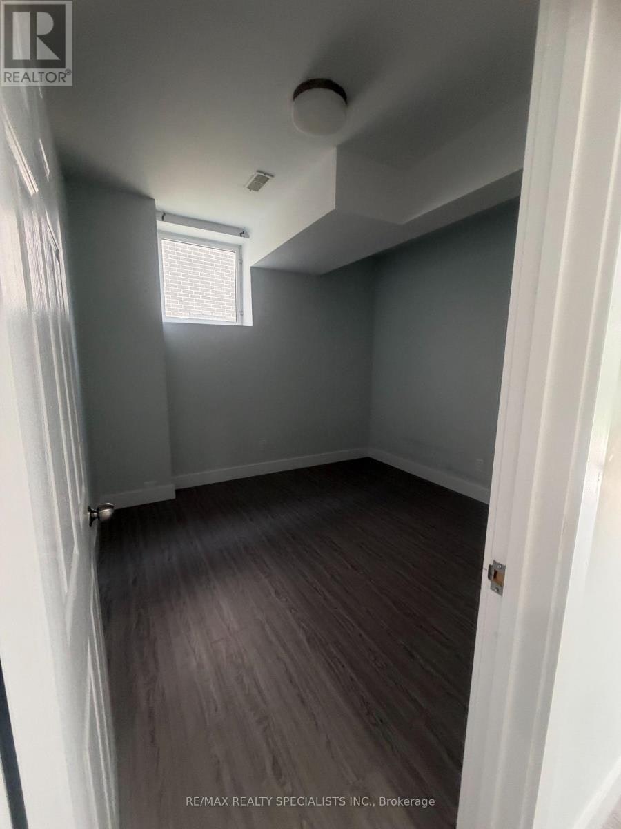 LOWER-45 Ferris Circle, Guelph, ON, N1G 0H2 - 15