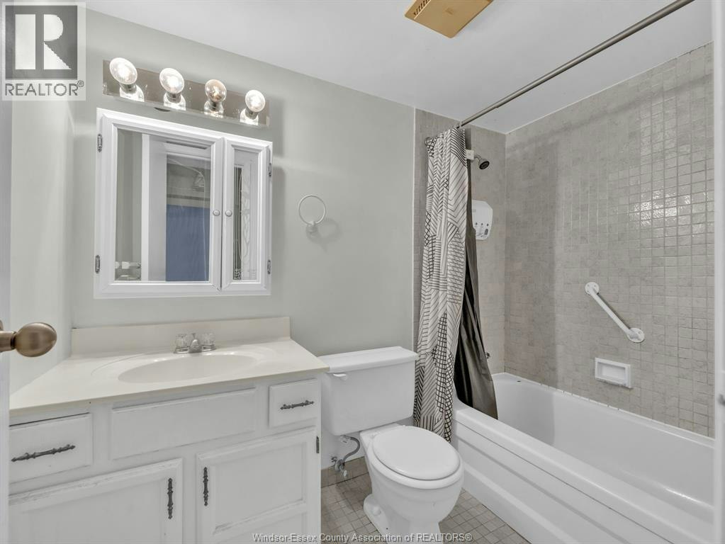 206-3936 Wyandotte Street East, Windsor, ON, N8Y 4V1 - 16
