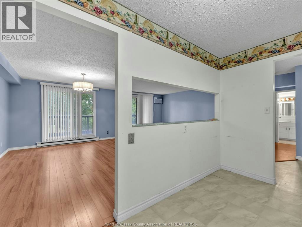 206-3936 Wyandotte Street East, Windsor, ON, N8Y 4V1 - 14