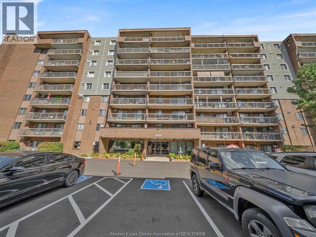 206-3936 Wyandotte Street East, Windsor, ON, N8Y 4V1 - 2
