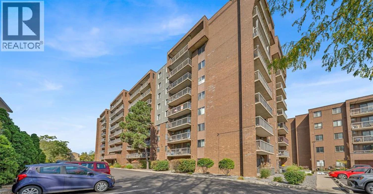206-3936 Wyandotte Street East, Windsor, ON, N8Y 4V1 - 3