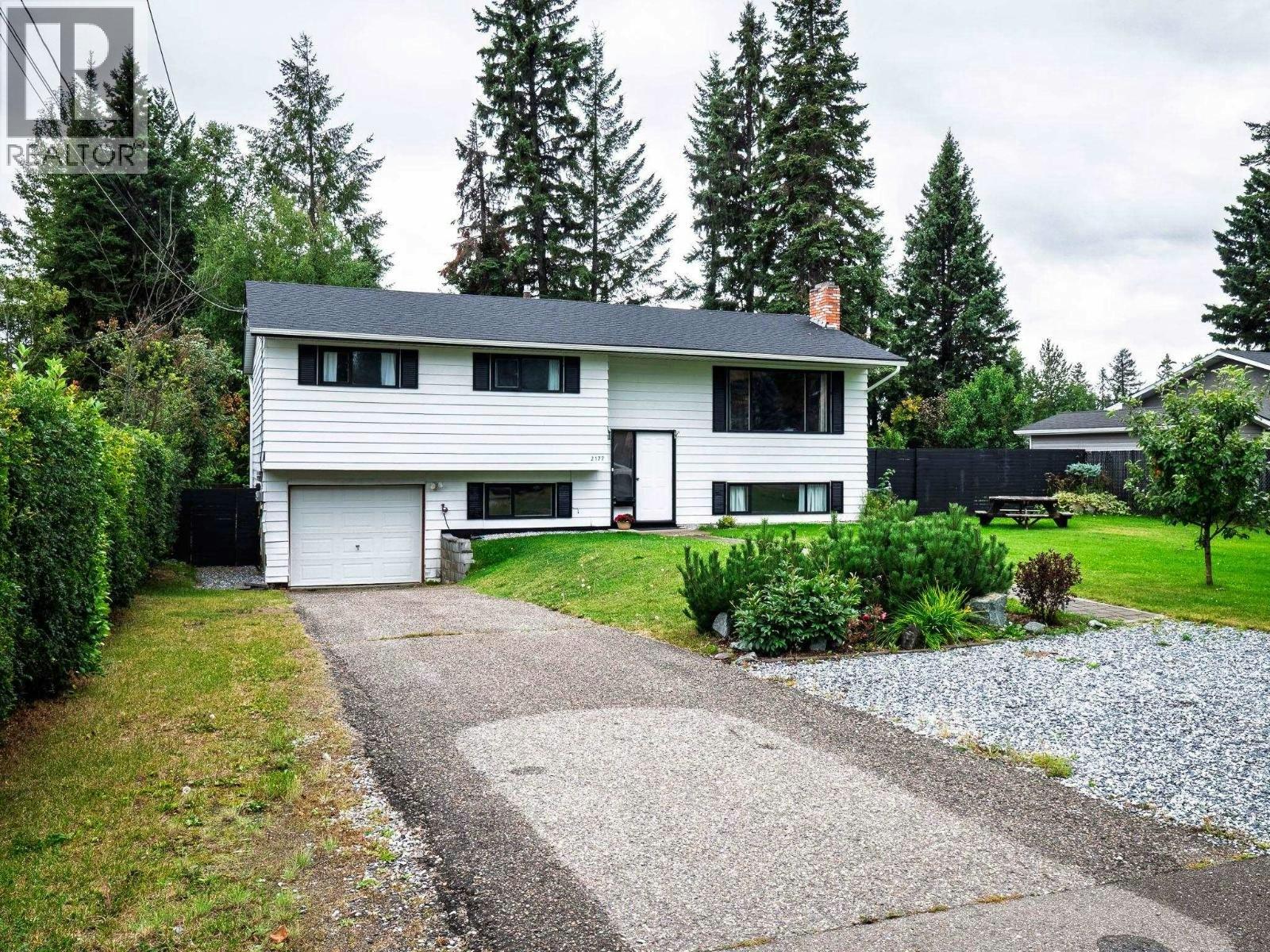 2177 Sussex Lane, Prince George, BC, V2K 3J1