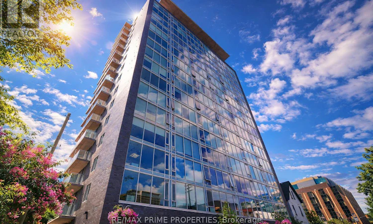 506-300 Lisgar Street