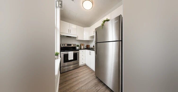 7-205 Gerrard Street E, Toronto, ON, M5A 2E7 - 3