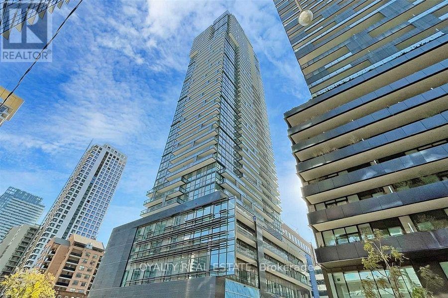 1409-39 Roehampton Avenue, Toronto, ON, M4P 1P9