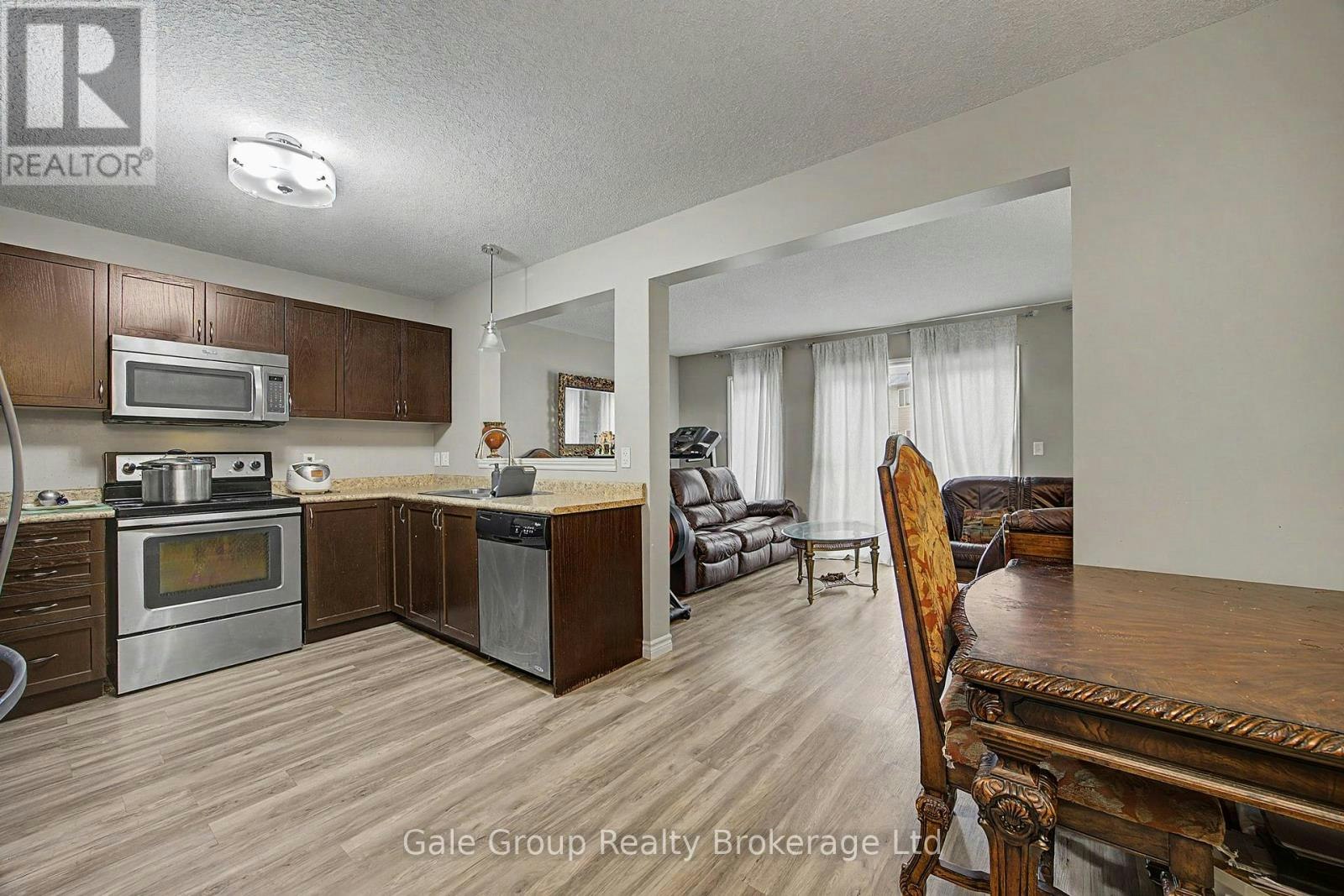 717 Crawford Crescent, Woodstock, ON, N4S 8Z5 - 4