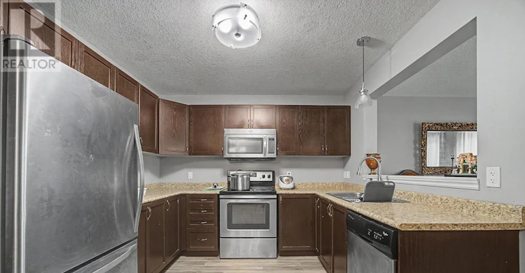 717 Crawford Crescent, Woodstock, ON, N4S 8Z5 - 5