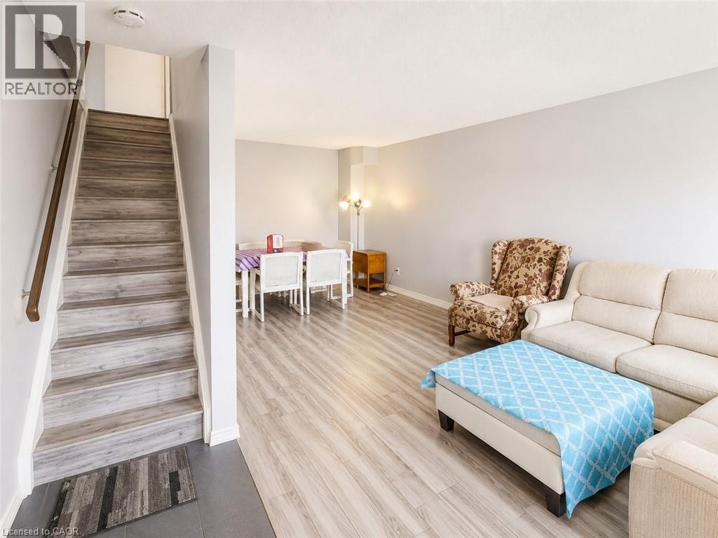 3-513 Quiet Place, Waterloo, ON, N2L 5L6 - 11