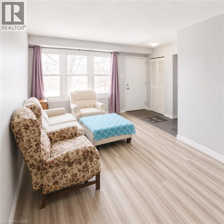 3-513 Quiet Place, Waterloo, ON, N2L 5L6 - 10