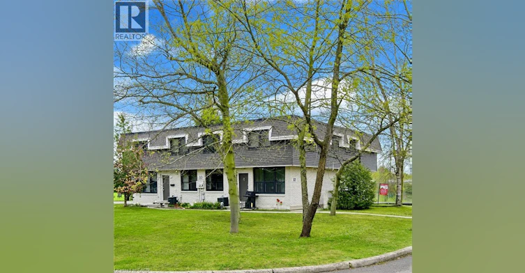 3-513 Quiet Place, Waterloo, ON, N2L 5L6