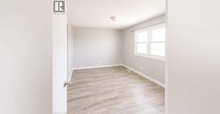 3-513 Quiet Place, Waterloo, ON, N2L 5L6 - 12
