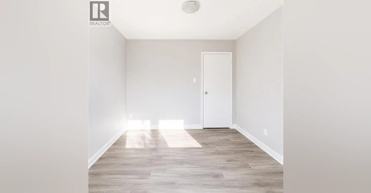 3-513 Quiet Place, Waterloo, ON, N2L 5L6 - 6