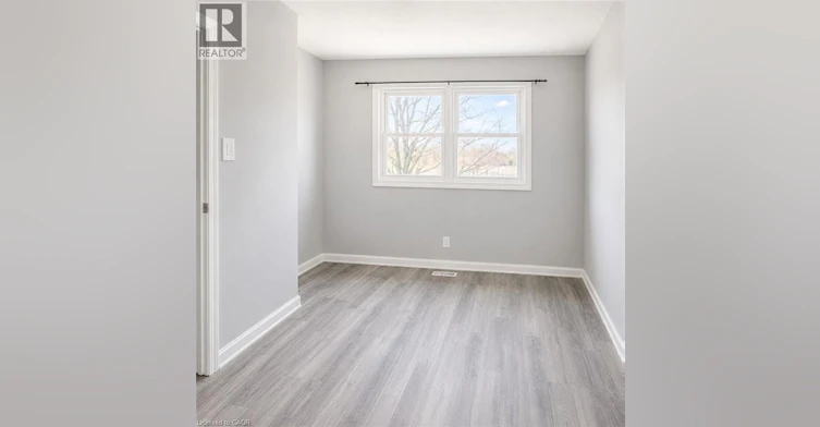 3-513 Quiet Place, Waterloo, ON, N2L 5L6 - 5