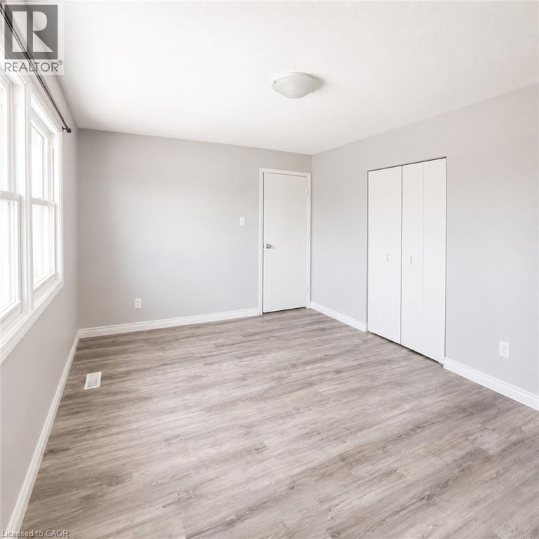 3-513 Quiet Place, Waterloo, ON, N2L 5L6 - 8