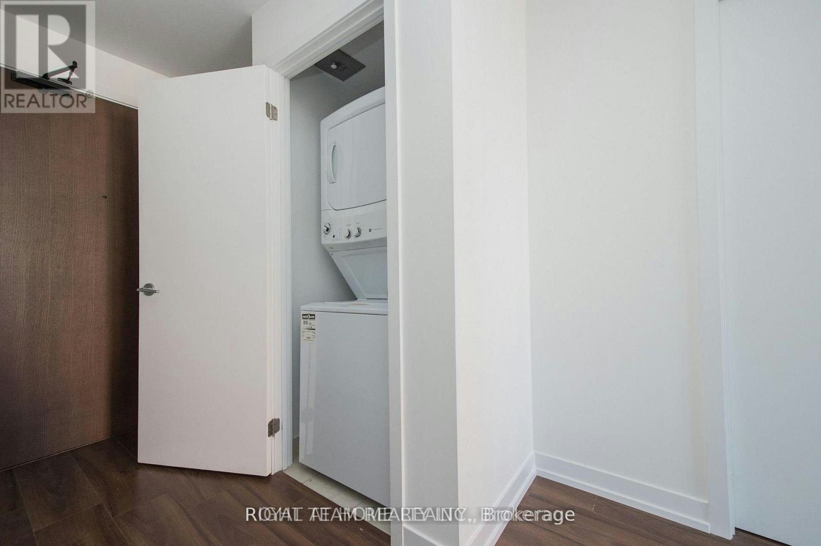 2507-4065 Confederation Parkway, Mississauga, ON, L5B 4N1 - 9