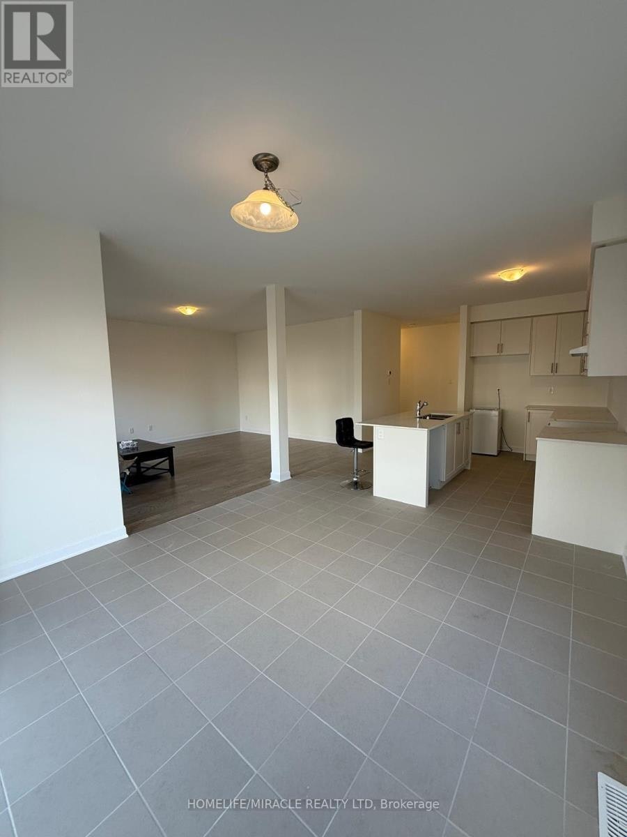 35 Royal Oak Crescent, Loyalist, ON, K0H 1G0 - 14
