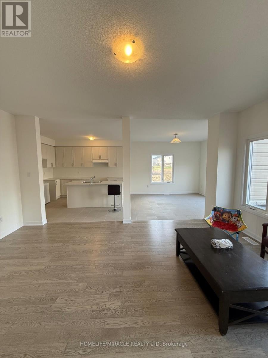 35 Royal Oak Crescent, Loyalist, ON, K0H 1G0 - 17