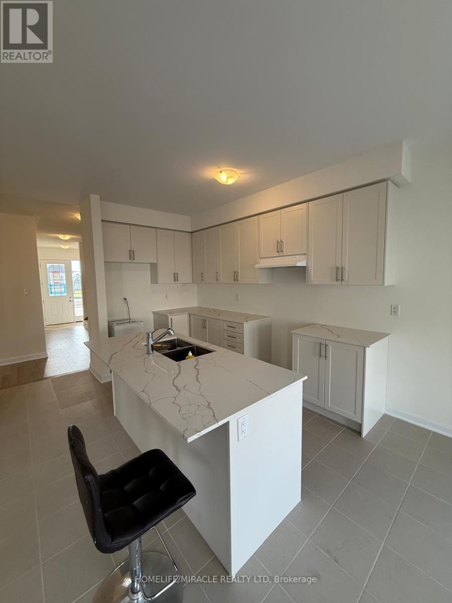35 Royal Oak Crescent, Loyalist, ON, K0H 1G0 - 10