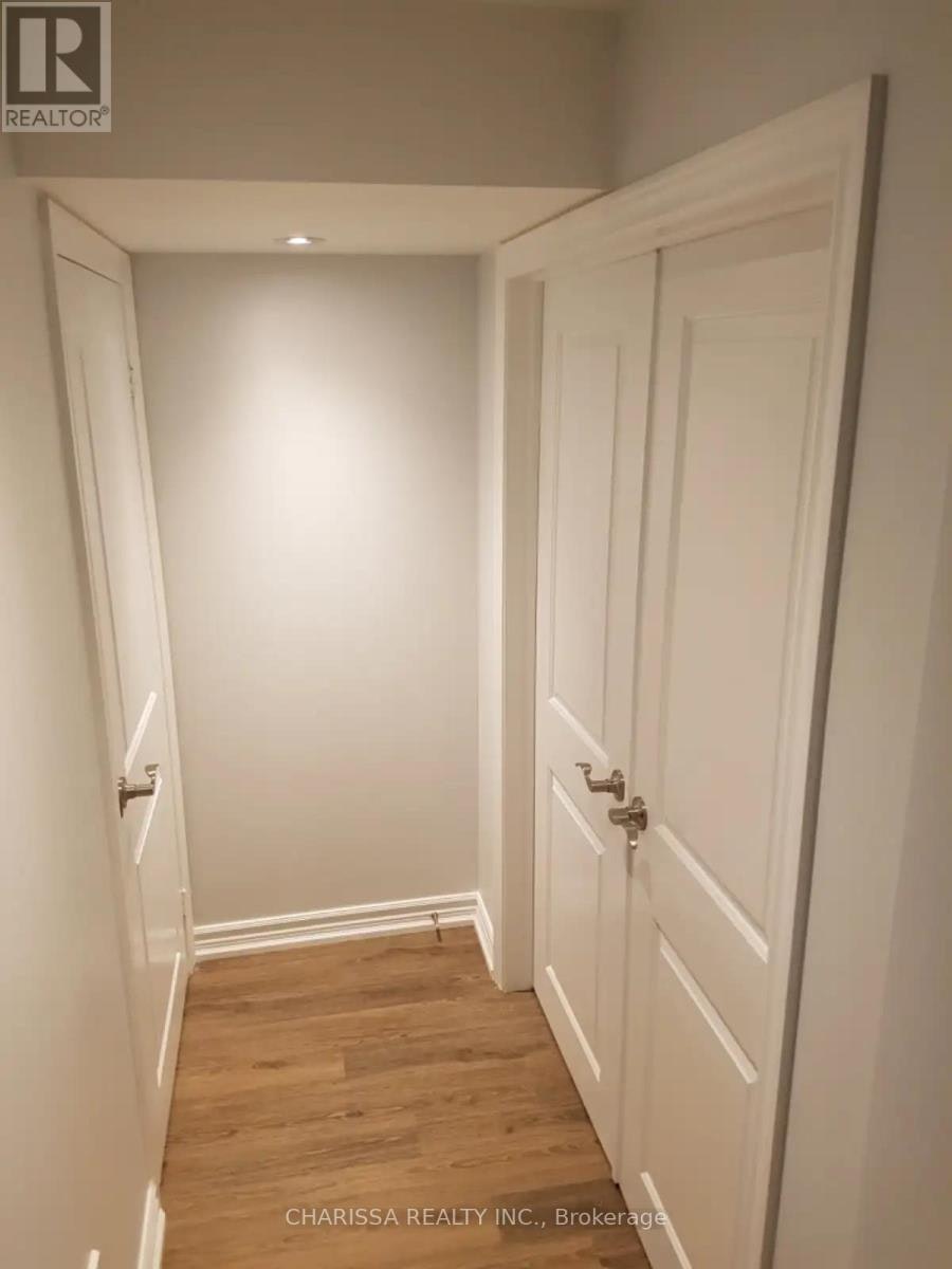 BSMT-266 Spring Creek Drive, Hamilton, ON, L8B 0Y5 - 4