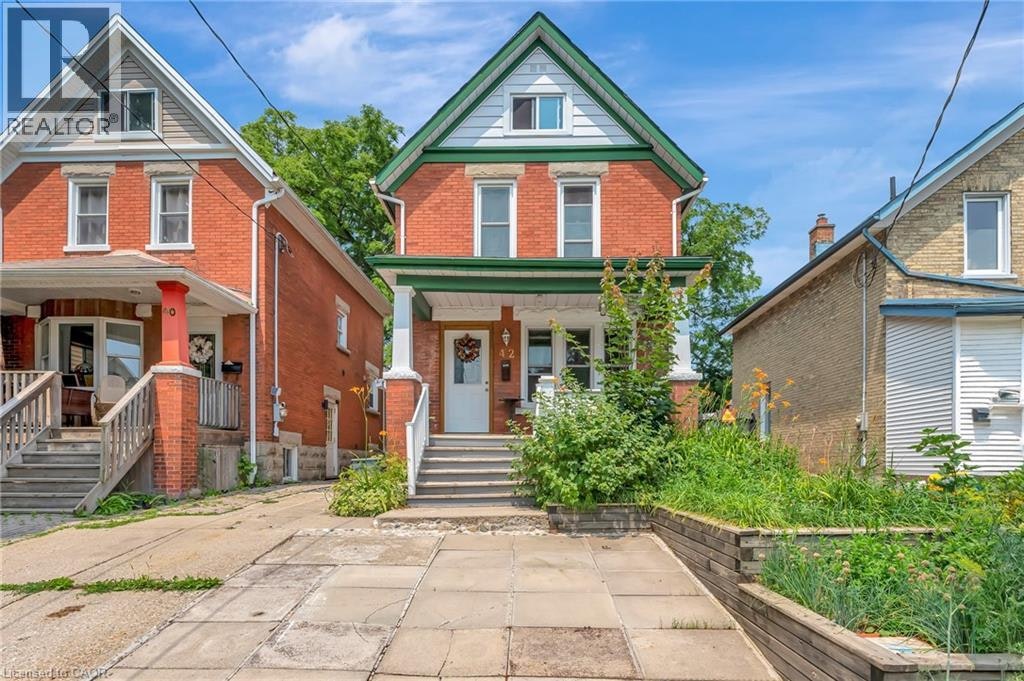 42 Shanley Street, Kitchener, ON, N2H 5N0