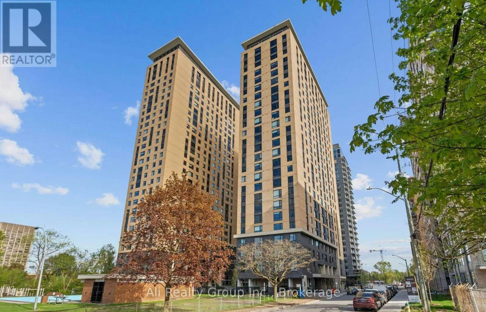603-105 Champagne Avenue S, Ottawa, ON, K1S 5E5