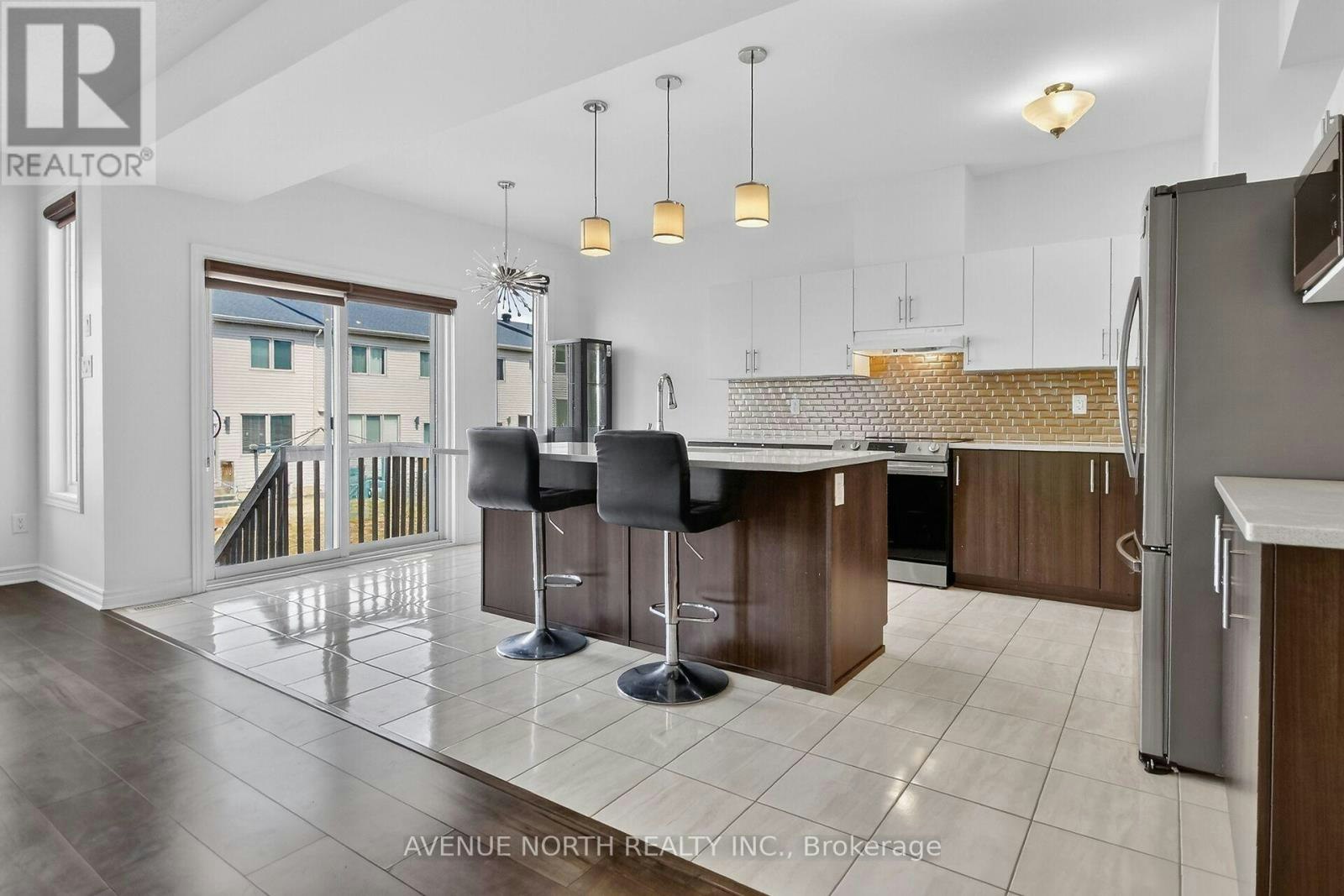 110 Dun Skipper Drive, Ottawa, ON, K1X 0G1 - 19