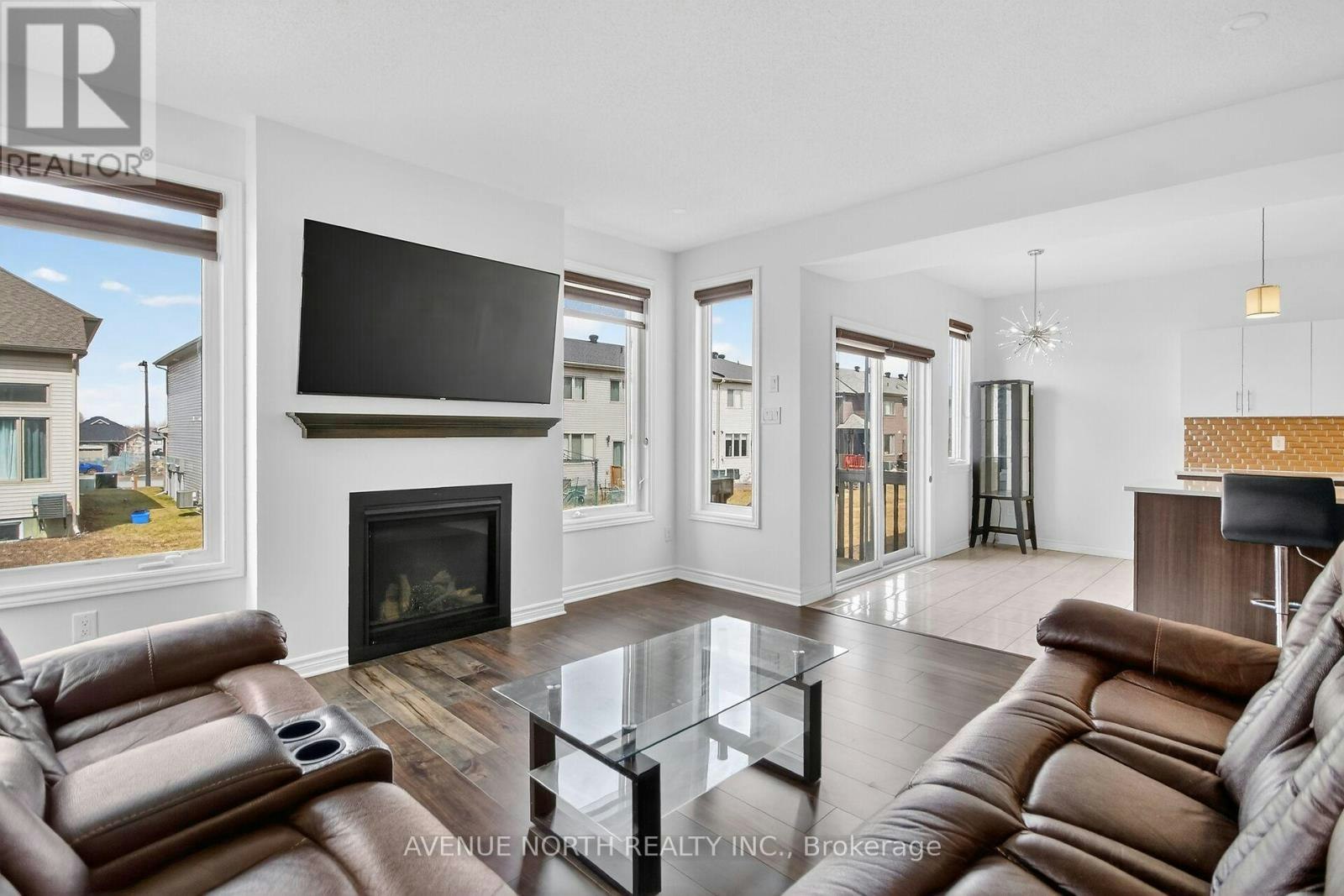 110 Dun Skipper Drive, Ottawa, ON, K1X 0G1 - 10