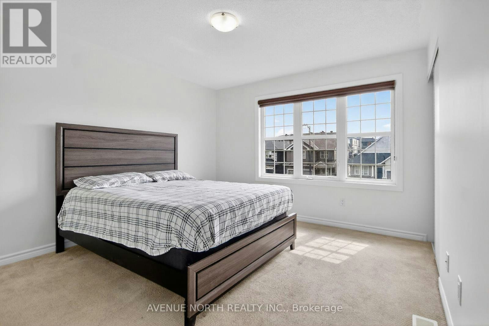 110 Dun Skipper Drive, Ottawa, ON, K1X 0G1 - 31